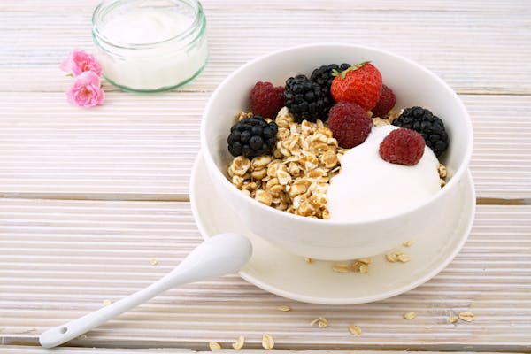 Greek Yogurt & Berries